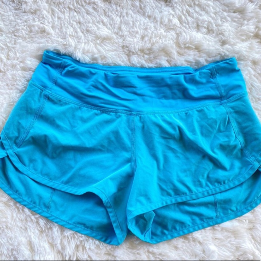 Just getting rid of some clothes - Picture 1 of 3